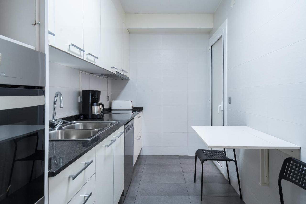 R&B Muntaner Apartment Barcelona Exterior photo